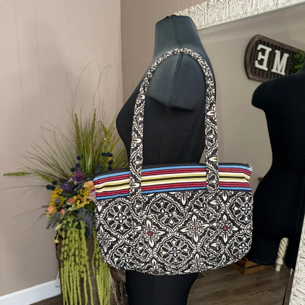 Vera Bradley • Barcelona Tote Bag